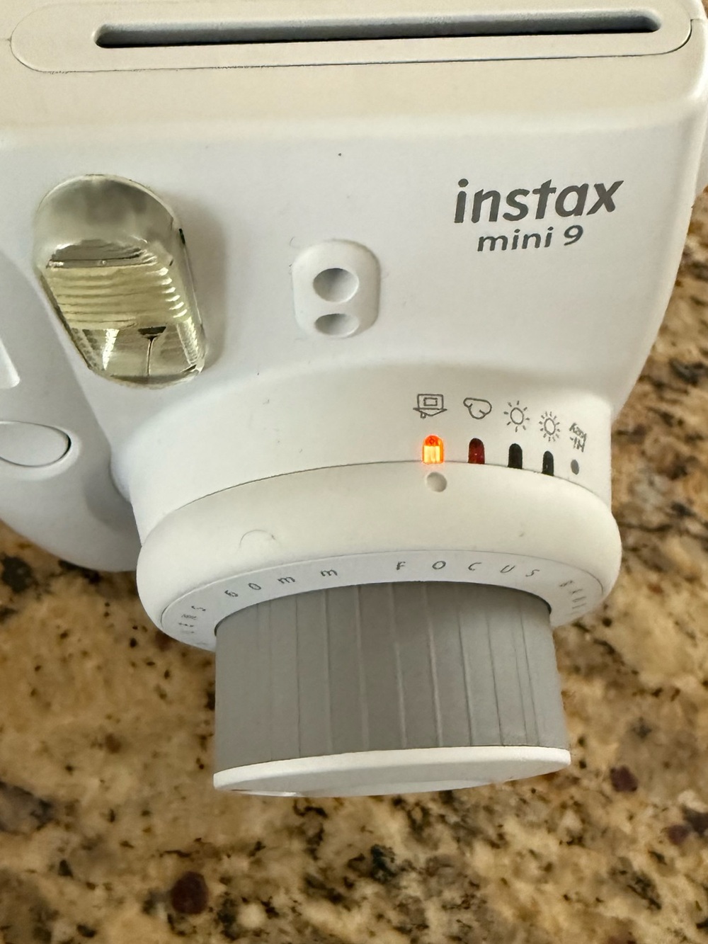 Fujifilm Instax Mini 9 Instant Camera - White - Picture 11 of 12